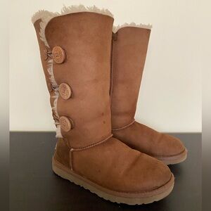 UGG Bailey Button Triplet